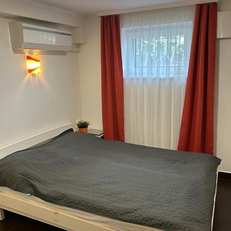 Caesar Apartments & Rooms Siófok Extérieur photo